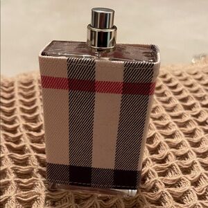 Burberry
London Eau de Parfum for Her
